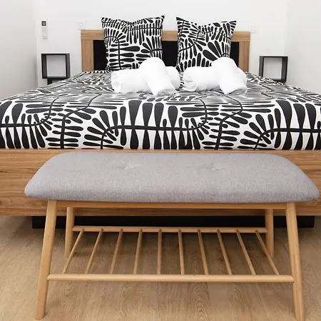 Acacias - Agreable Dans Maison - - Parking Prive Semesterbostad