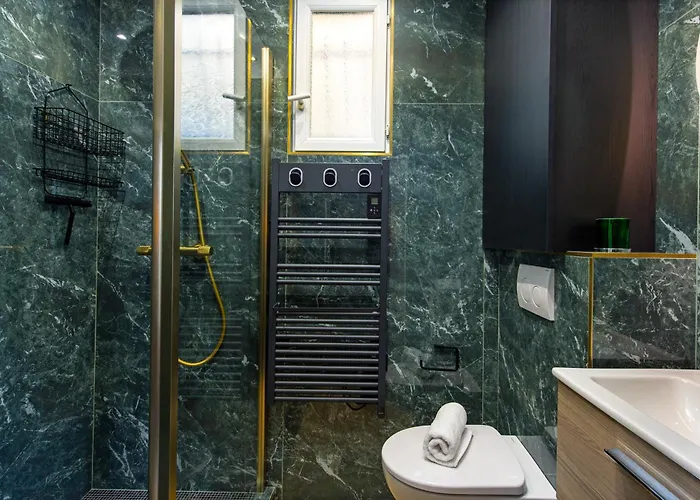 Acacias - Agreable Dans Maison - - Parking Prive