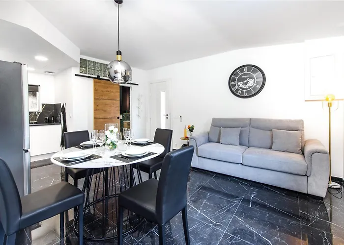 Ferienhaus Acacias - Agreable Dans Maison - - Parking Prive *